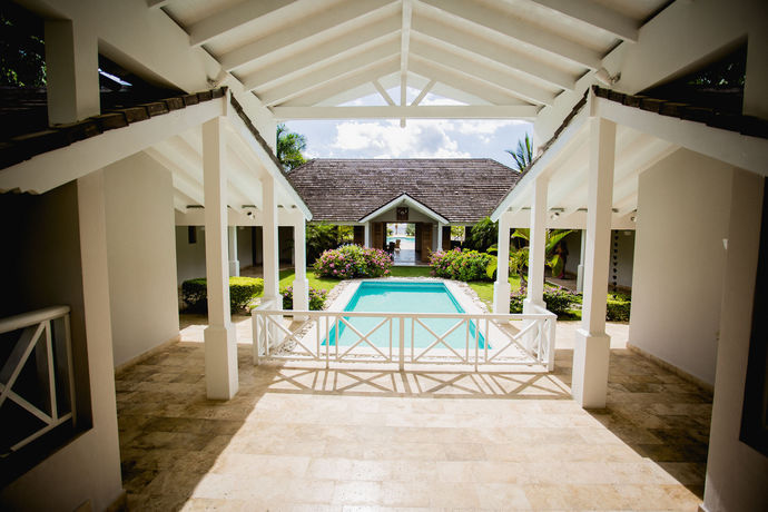 Imagen de los interiores del Hotel Tracadero Beach Resort. Foto 12