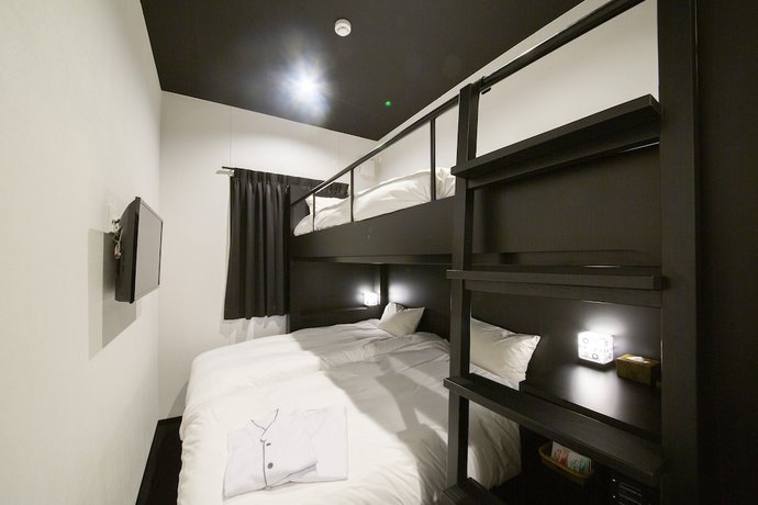 Imagen de la habitación del Hotel Trad Replay. Foto 13