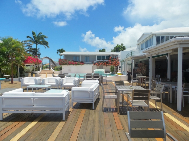 Imagen de los exteriores del Hotel Trade Winds. Foto 6