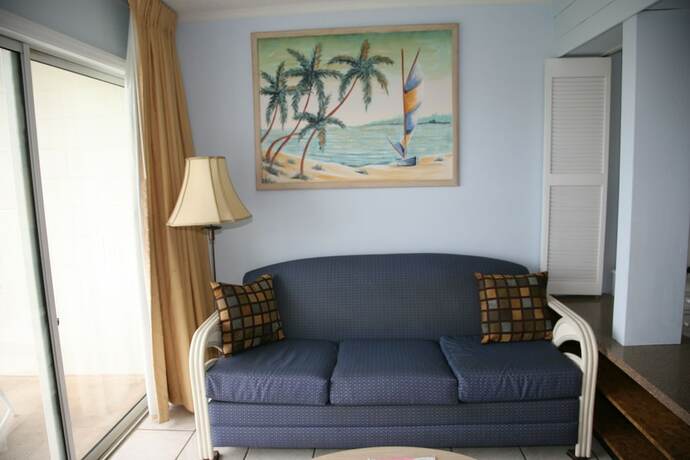 Imagen general del Hotel Traders Inn Beach Club. Foto 10