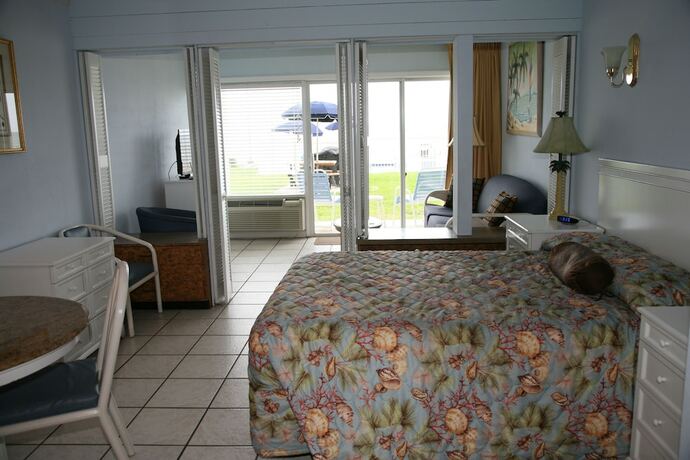 Imagen de la habitación del Hotel Traders Inn Beach Club. Foto 20
