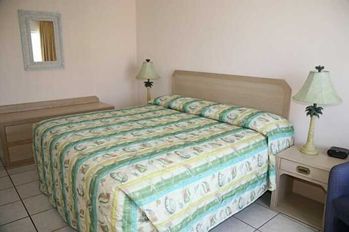 Imagen de la habitación del Hotel Traders Inn Beach Club. Foto 24