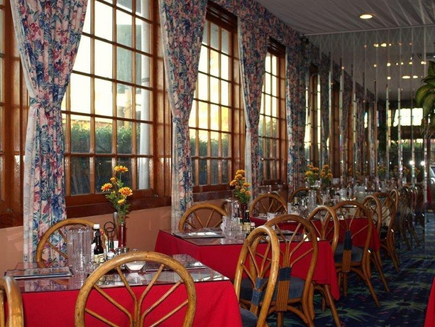 Imagen general del Hotel Tradewinds Airport. Foto 5