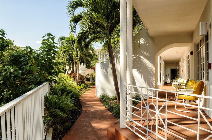 Imagen de los exteriores del Hotel Tradewinds Apartment Miami Beach. Foto 12