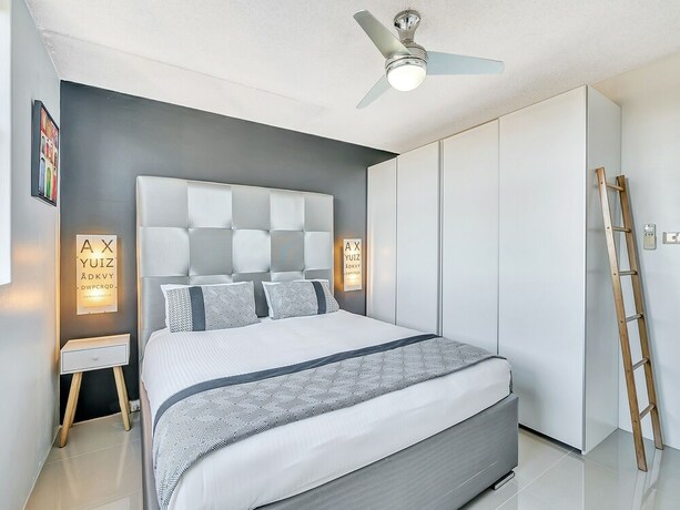 Imagen general del Hotel Tradewinds Apartments. Foto 8