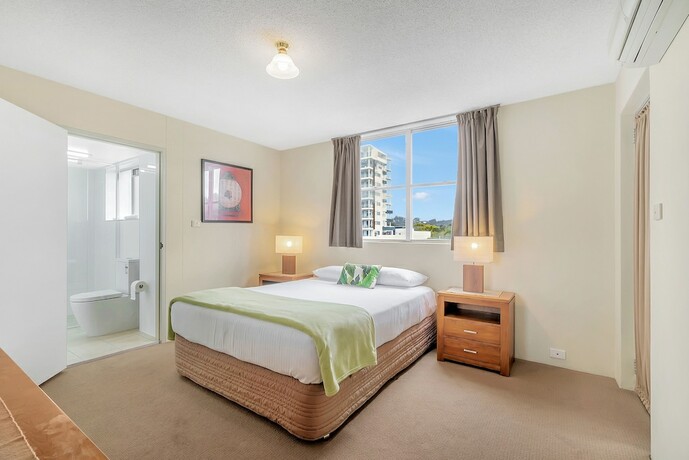 Imagen de la habitación del Hotel Tradewinds Apartments. Foto 19