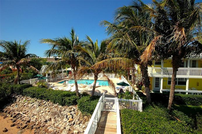 Imagen general del Hotel Tradewinds Beach Resort. Foto 1