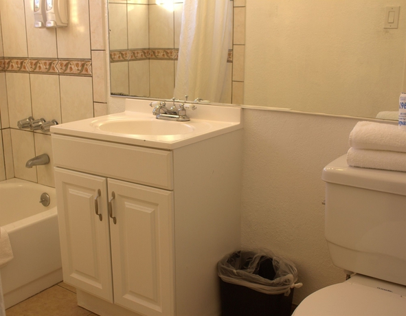 Imagen de la habitación del Hotel Tradewinds Lax Airport. Foto 6