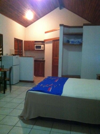 Imagen de la habitación del Hotel Tradewinds Villas. Foto 7