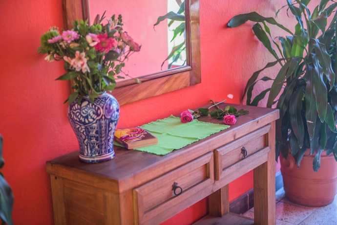 Imagen de los exteriores del Hotel Tradicional Villa Del Mar. Foto 4