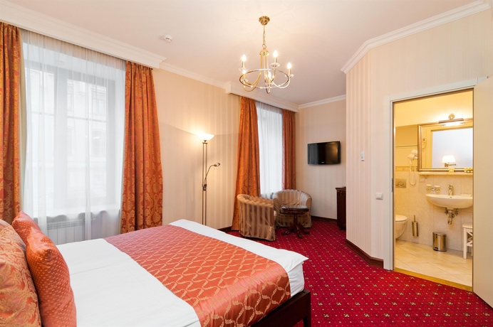 Imagen de la habitación del Hotel Tradition, San Petersburgo. Foto 9