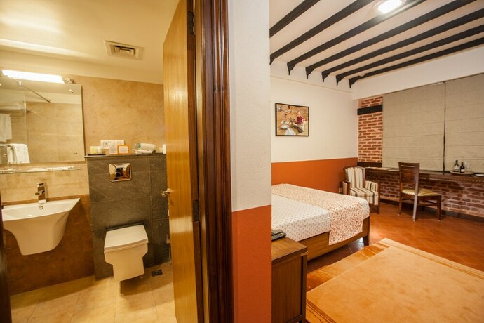 Imagen general del Hotel Traditional Comfort Boutique. Foto 12