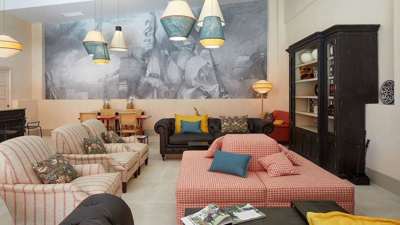 Imagen del bar/restaurante del Hotel Trafalgar Polo Club. Foto 2