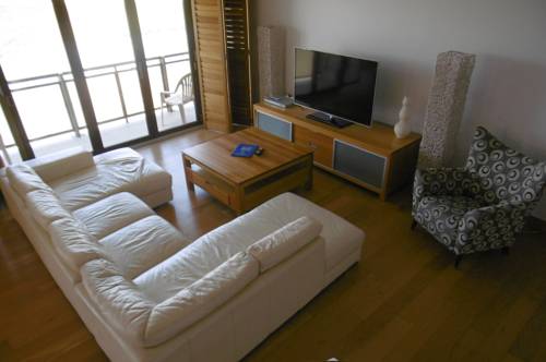 Imagen de la habitación del Hotel Trafalgar Towers. Foto 2