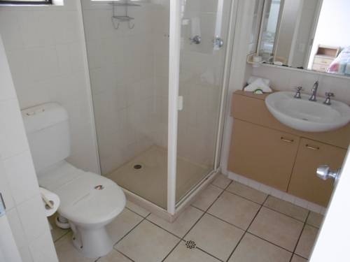 Imagen de la habitación del Hotel Trafalgar Towers. Foto 5