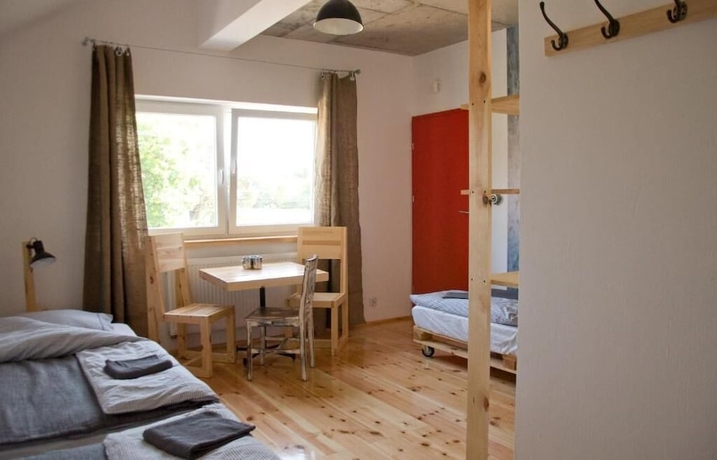 Imagen de la habitación del Hotel Trafo Base Camp. Foto 16