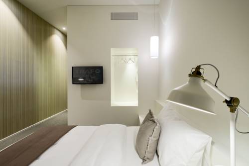 Imagen de la habitación del Hotel Trafo. Foto 12