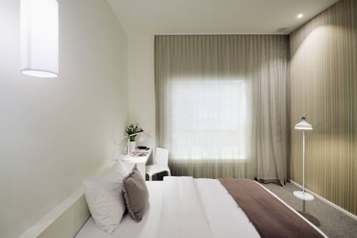 Imagen de la habitación del Hotel Trafo. Foto 13