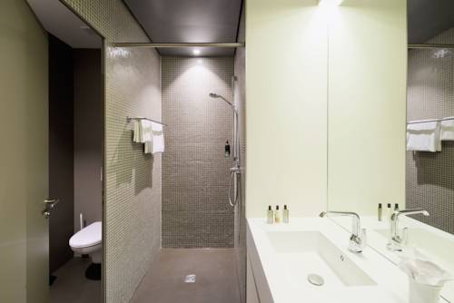 Imagen de la habitación del Hotel Trafo. Foto 14