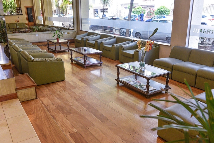 Imagen de los interiores del Hotel Traful. Foto 15