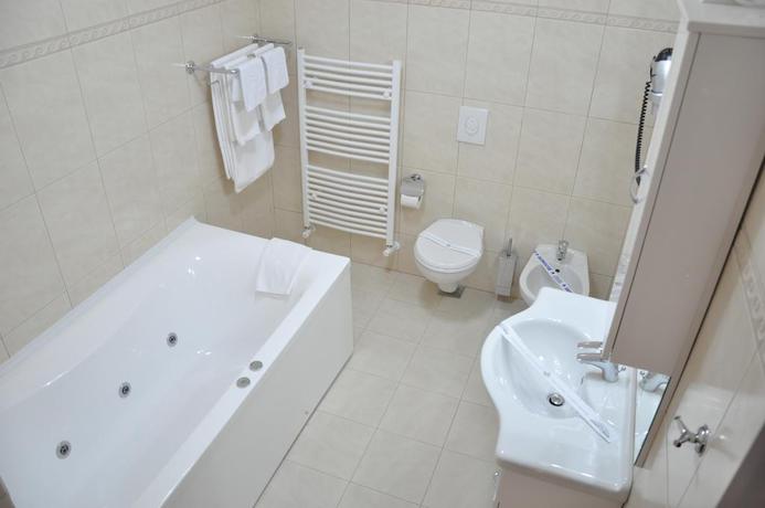 Imagen de los interiores del Hotel Traian, Braila. Foto 11