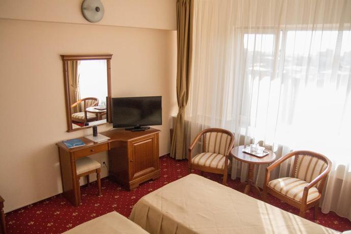 Imagen de la habitación del Hotel Traian, Braila. Foto 6