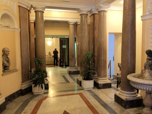 Imagen de los interiores del Hotel Traiano, Roma. Foto 6
