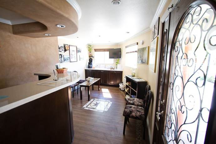 Imagen de los interiores del Hotel Trails Motel. Foto 18