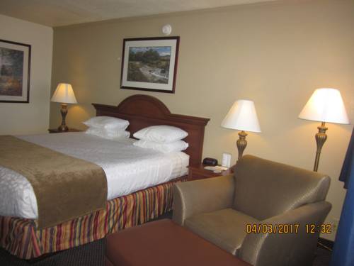 Imagen de la habitación del Hotel Trailside Inn, Alturas. Foto 12
