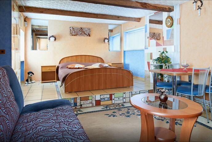 Imagen de la habitación del Hotel Trakaitis. Foto 17