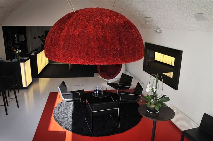 Imagen de los interiores del Hotel Tralala Montreux. Foto 11