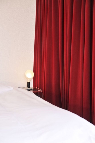 Imagen de la habitación del Hotel Tralala Montreux. Foto 7