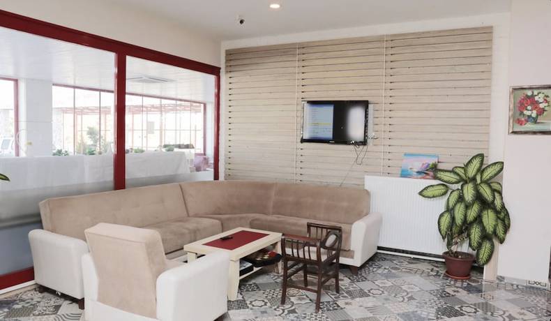 Imagen de los interiores del Hotel Tralles. Foto 18