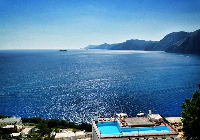 Imagen de los exteriores del Hotel Tramonto D'oro. Foto 16