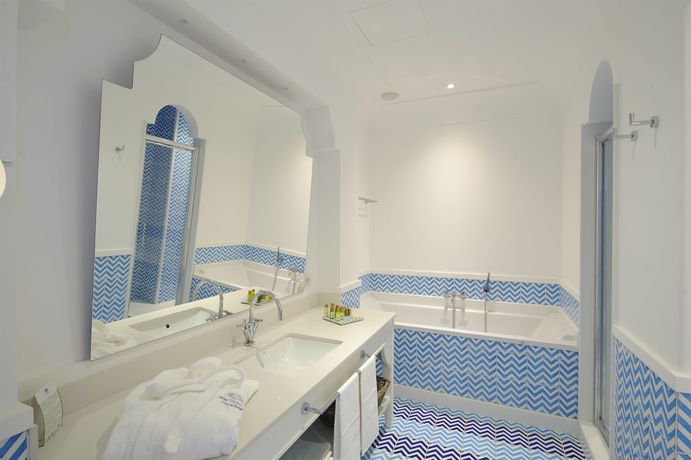 Imagen de la habitación del Hotel Tramonto D'oro. Foto 13