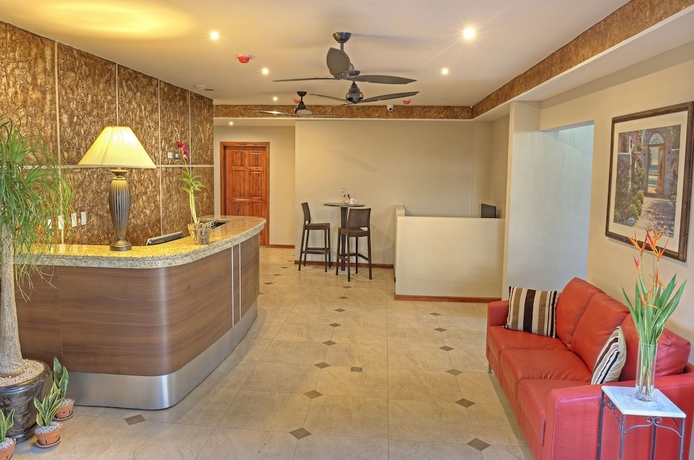 Imagen de los interiores del Hotel Tramonto. Foto 17