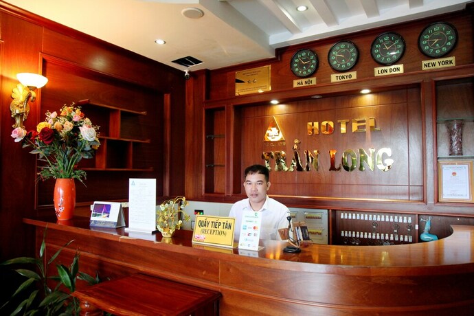 Imagen de los interiores del Hotel Tran Long Binh Duong Hotel. Foto 18