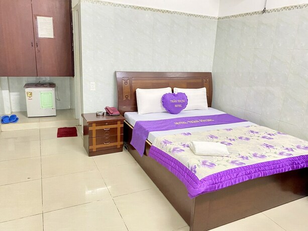 Imagen de la habitación del Hotel Tran Phung. Foto 25