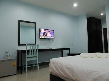 Imagen de la habitación del Hotel Trang Grand Mansion. Foto 6