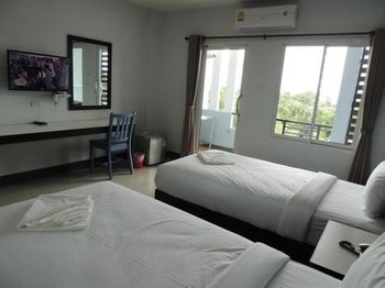Imagen de la habitación del Hotel Trang Grand Mansion. Foto 9