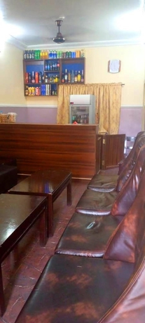 Imagen del bar/restaurante del Hotel Tranquility Phase 2. Foto 3