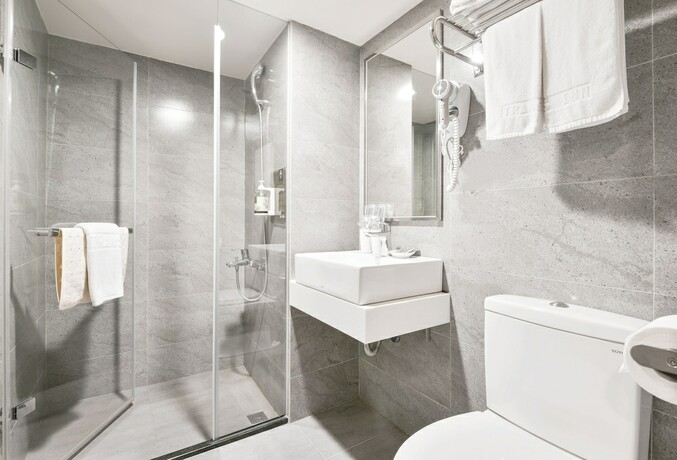Imagen general del Hotel Trans Inn. Foto 9