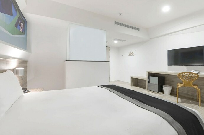 Imagen de la habitación del Hotel Trans Inn. Foto 17