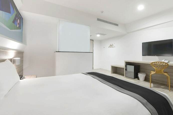 Imagen de la habitación del Hotel Trans Inn. Foto 30