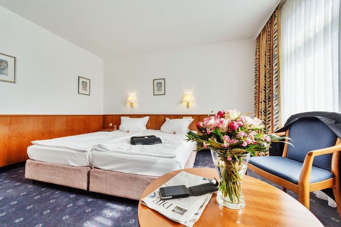 Imagen de la habitación del Hotel Trans World Columbus. Foto 13