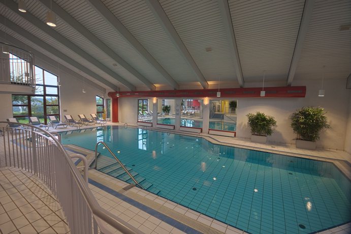 Imagen de la piscina del Hotel Trans World Kranichhöhe. Foto 19