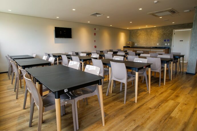 Imagen del bar/restaurante del Hotel Transam&eacute;rica Fit Primavera Do Leste. Foto 16