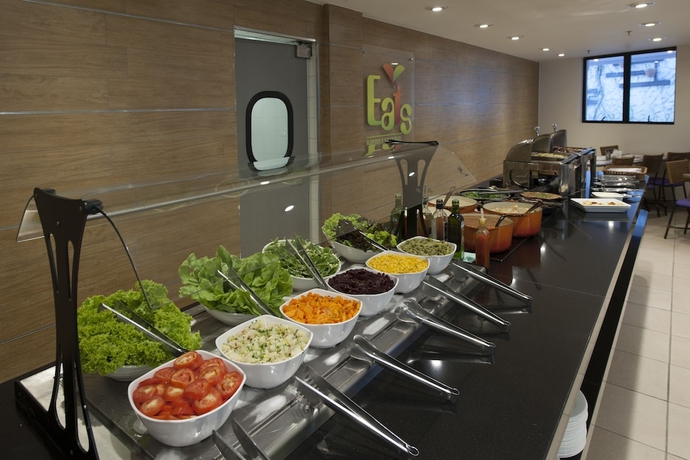 Imagen del bar/restaurante del Hotel Transamerica Fit Villa Lobos. Foto 2