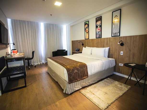 Imagen de la habitación del Hotel Transamerica Maring&aacute;. Foto 4