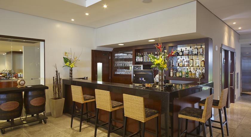 Imagen del bar/restaurante del Hotel Transamerica Prestige Recife - Boa Viagem. Foto 2